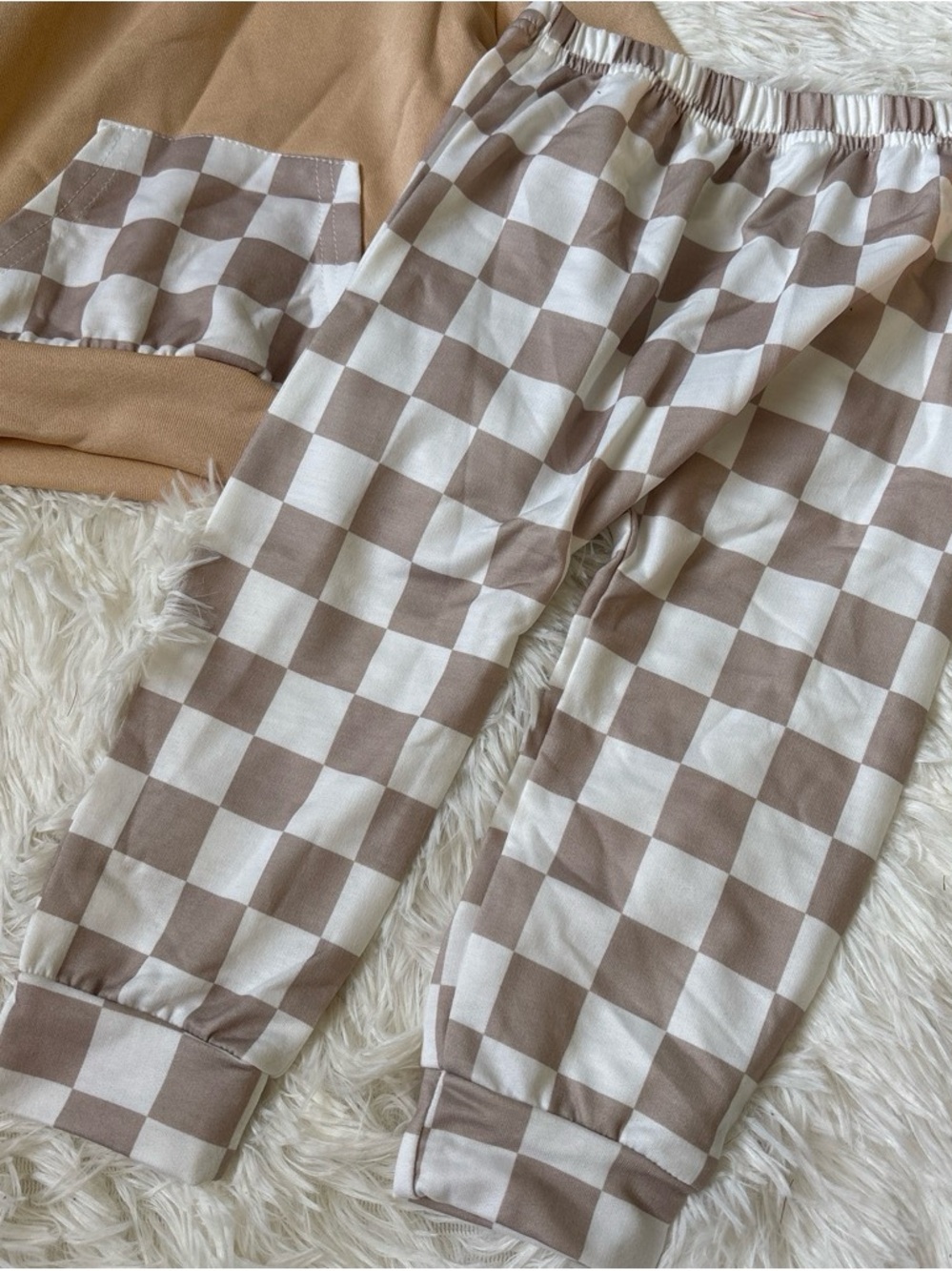 2 sets Kids Beige and White  - Unbrandedy